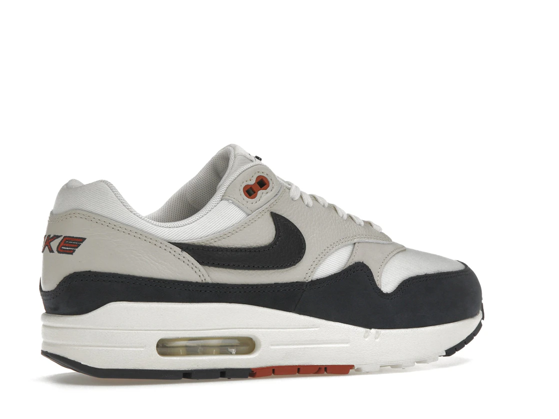 Vue 34 de Nike Air Max 1 LX Obsidian Light Orewood Brown 