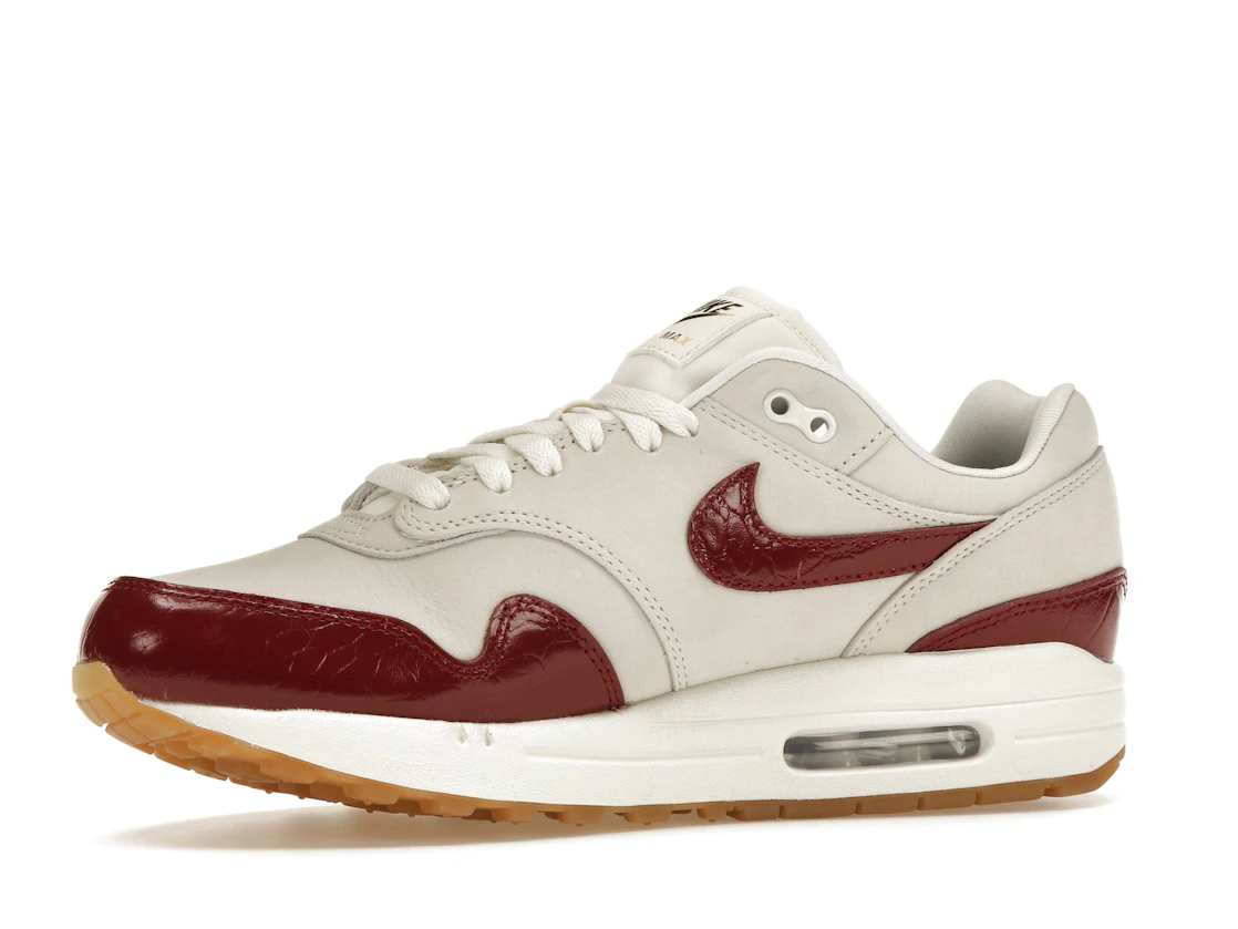 Vue 17 de Nike Air Max 1 LX Team Red 