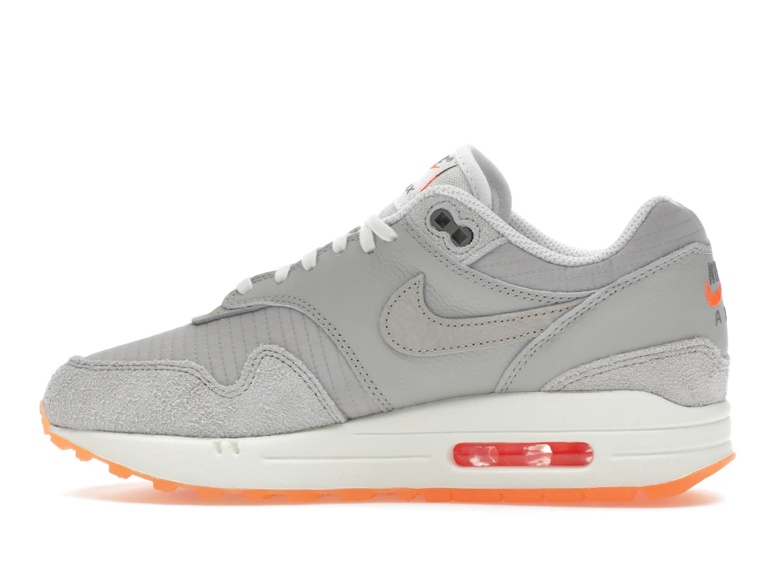 Vue 20 de Nike Air Max 1 PRM Light Iron Ore Total Orange