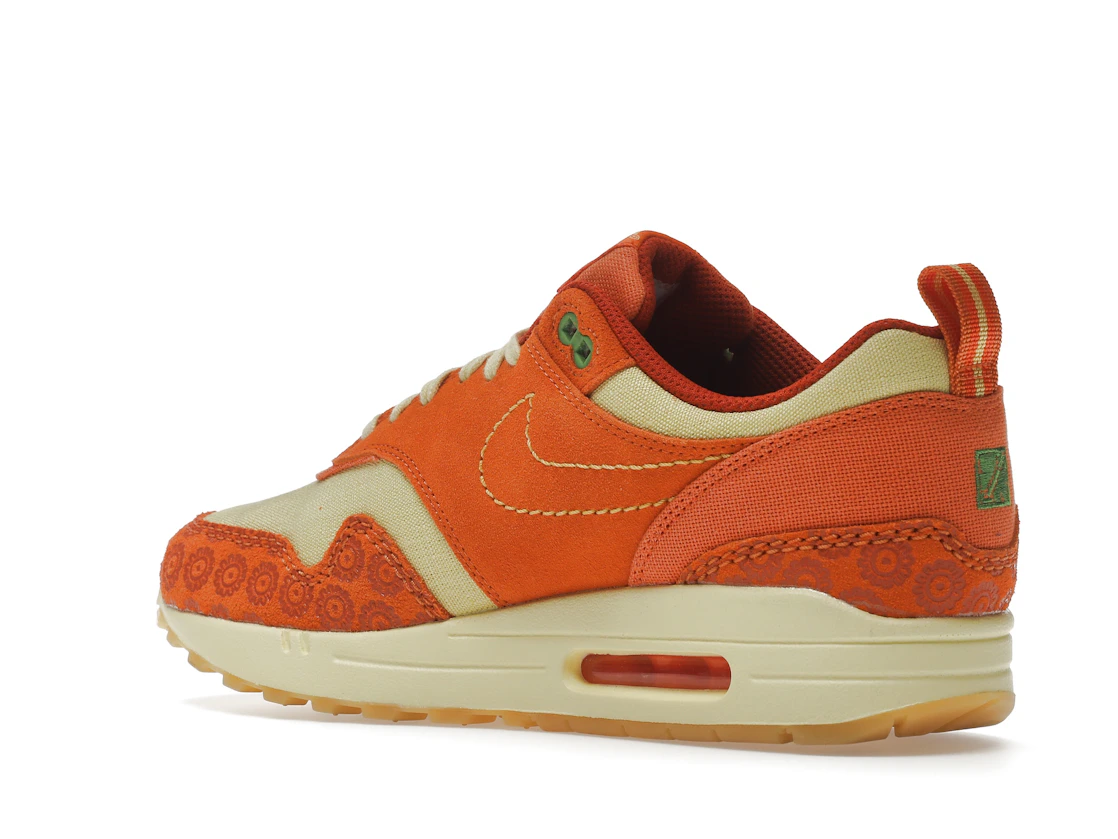 Vue 23 de Nike Air Max 1 PRM Somos Familia 