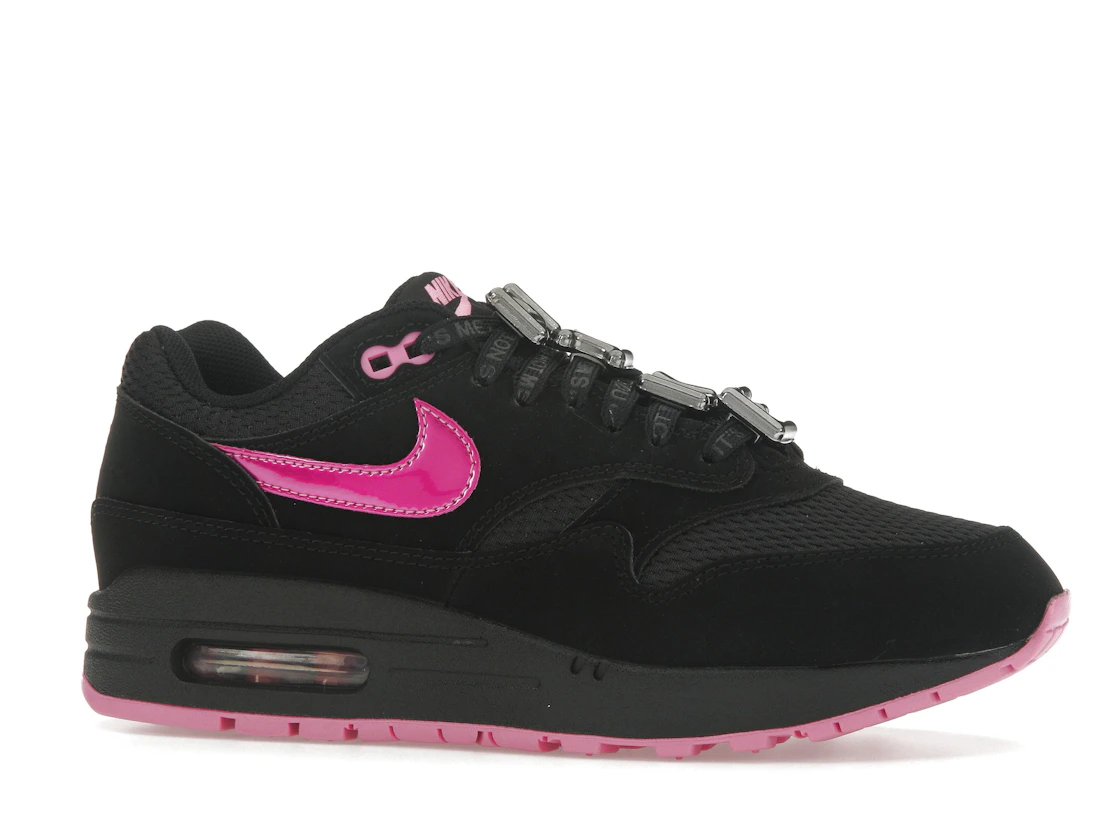 Vue 3 de Nike Air Max 1 PRM Valentine’s Day Black