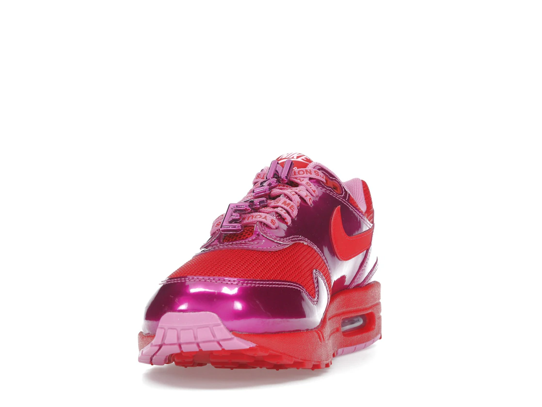 Vue 12 de Nike Air Max 1 PRM Valentine’s Day Playful Pink