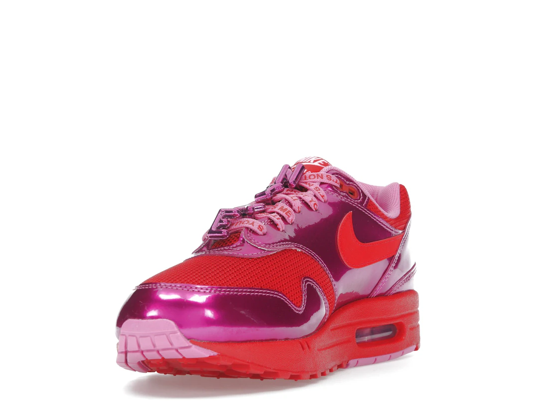 Vue 13 de Nike Air Max 1 PRM Valentine’s Day Playful Pink