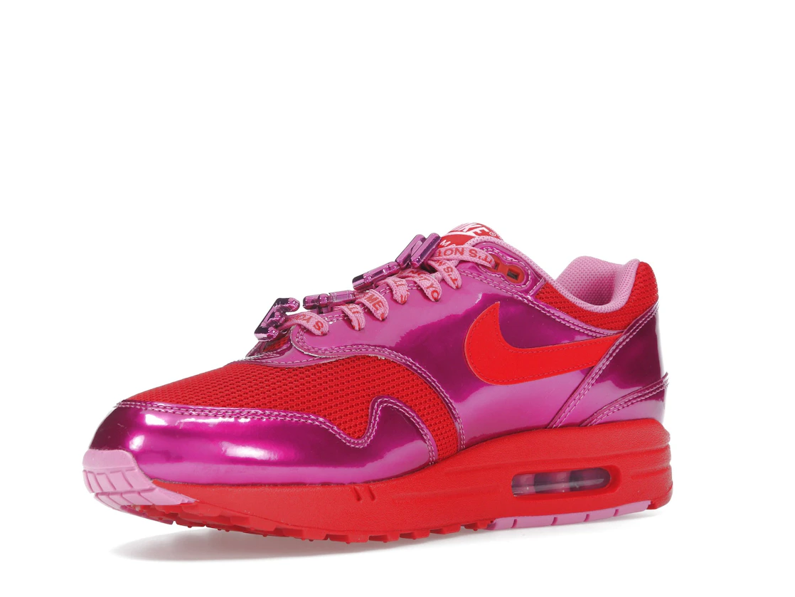 Vue 15 de Nike Air Max 1 PRM Valentine’s Day Playful Pink