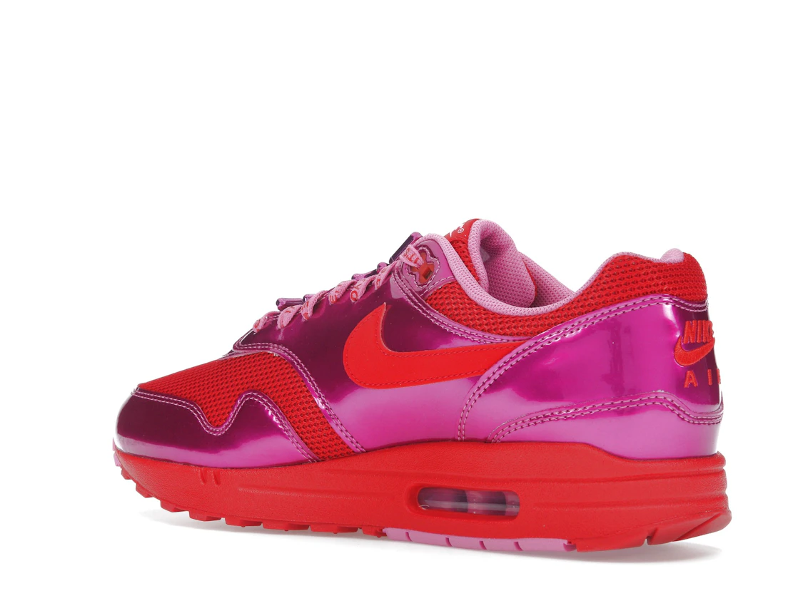 Vue 23 de Nike Air Max 1 PRM Valentine’s Day Playful Pink