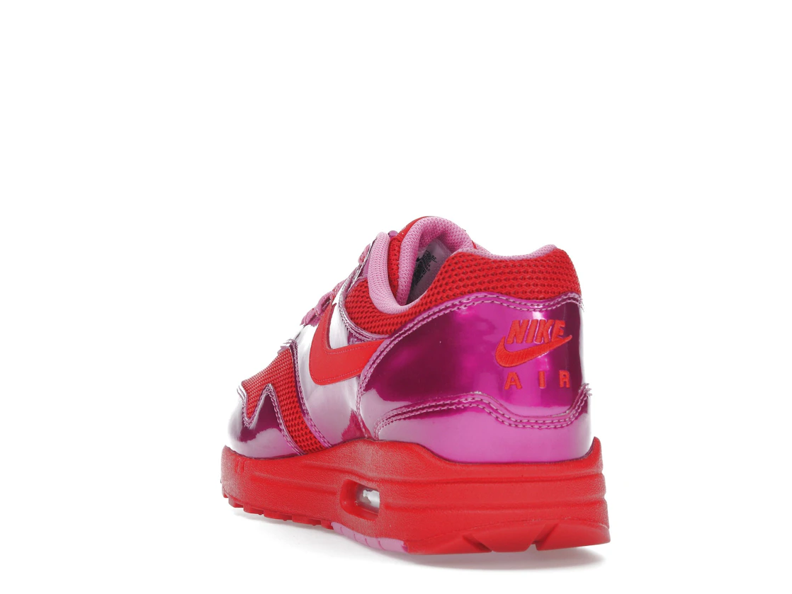 Vue 26 de Nike Air Max 1 PRM Valentine’s Day Playful Pink