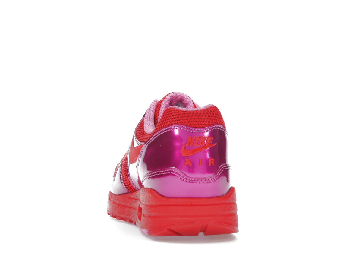 Vue 27 de Nike Air Max 1 PRM Valentine’s Day Playful Pink