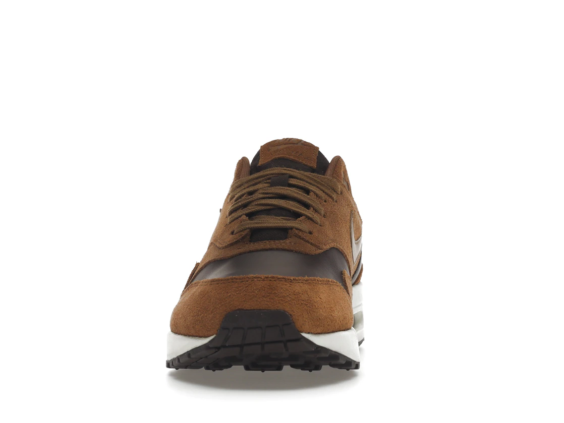 Vue 11 de Nike Air Max 1 Premium Leather Ale Brown
