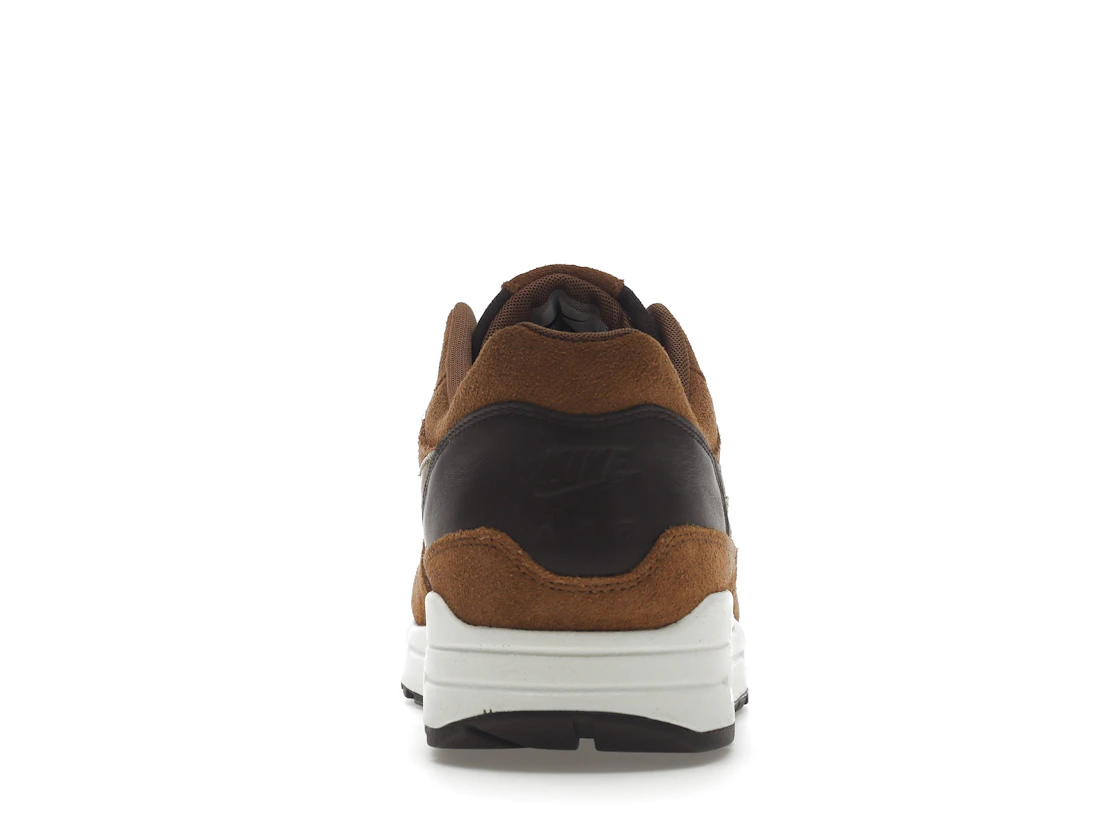 Vue 28 de Nike Air Max 1 Premium Leather Ale Brown