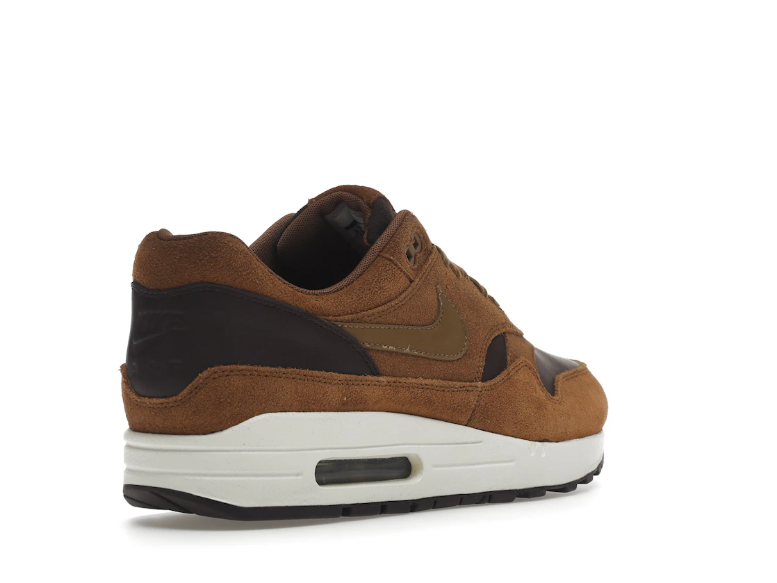 Vue 32 de Nike Air Max 1 Premium Leather Ale Brown