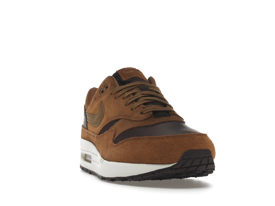 Vue 8 de Nike Air Max 1 Premium Leather Ale Brown