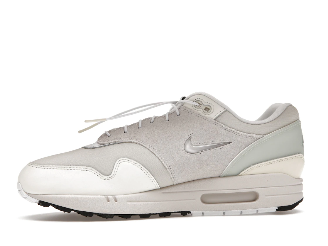 Vue 18 de Nike Air Max 1 Premium Hangul Day