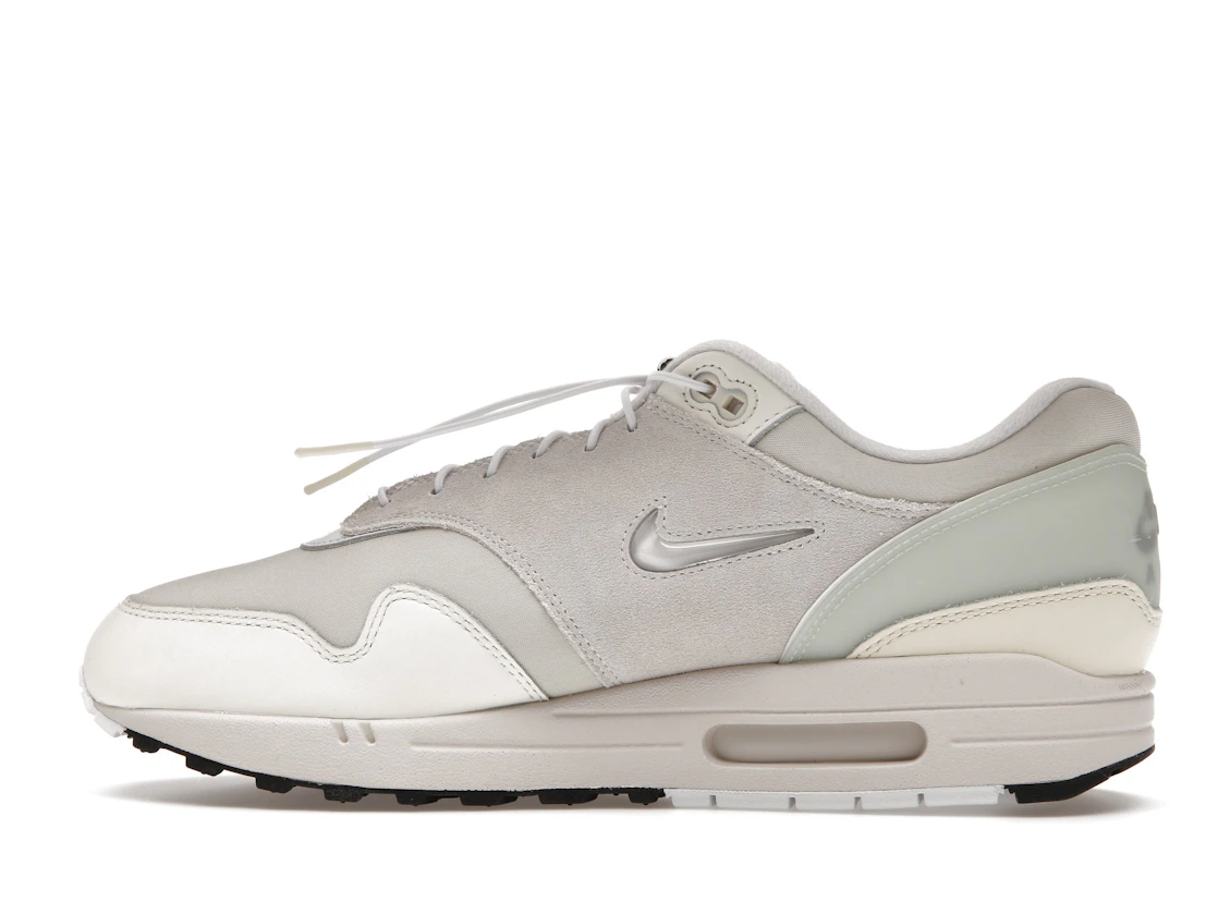 Vue 20 de Nike Air Max 1 Premium Hangul Day