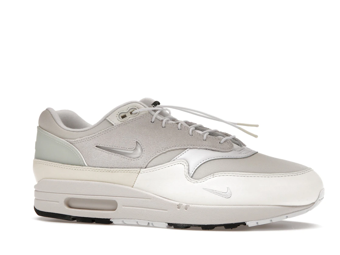 Vue 3 de Nike Air Max 1 Premium Hangul Day