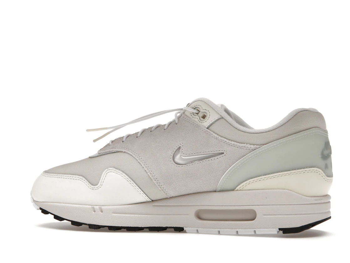 Vue 21 de Nike Air Max 1 Premium Hangul Day