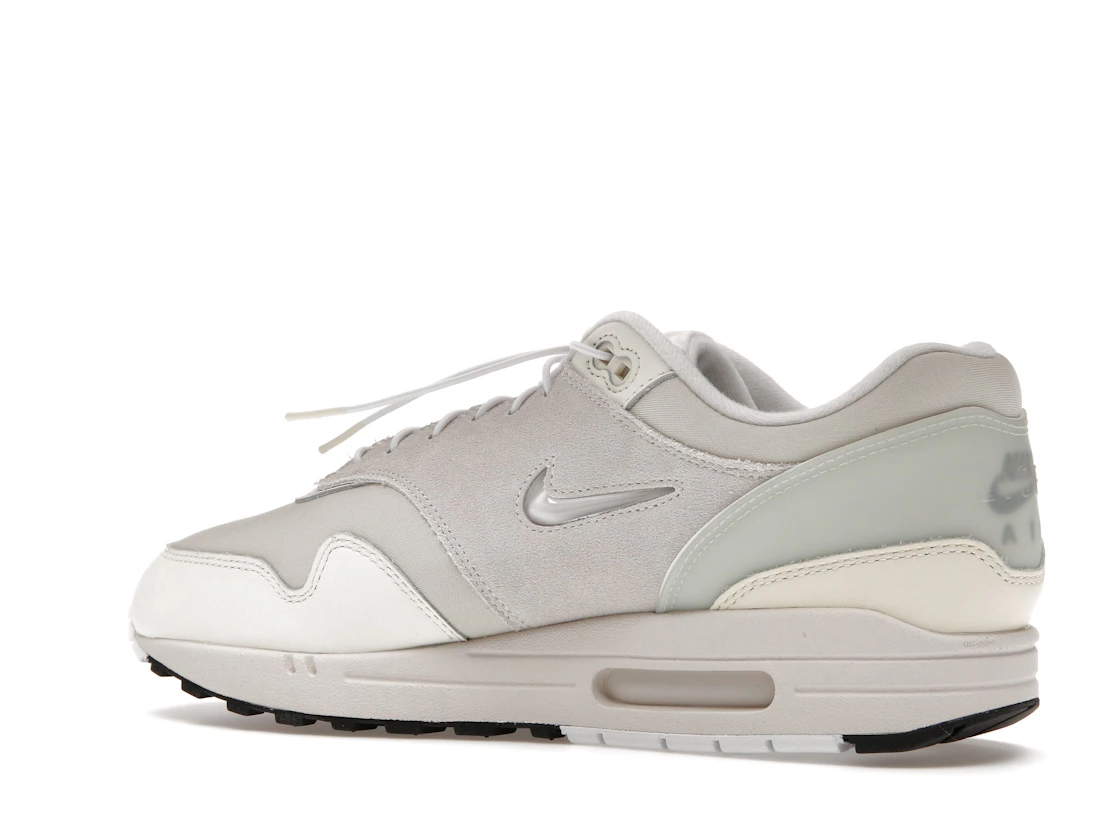 Vue 22 de Nike Air Max 1 Premium Hangul Day