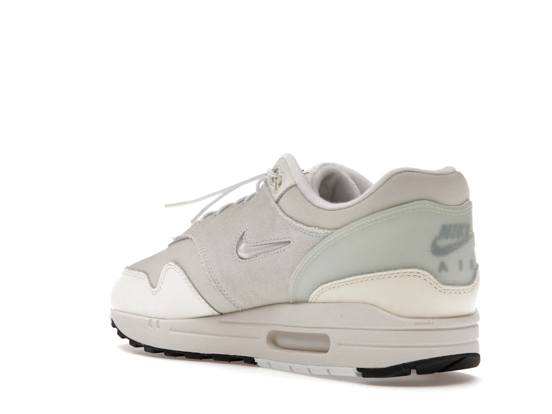 Vue 24 de Nike Air Max 1 Premium Hangul Day