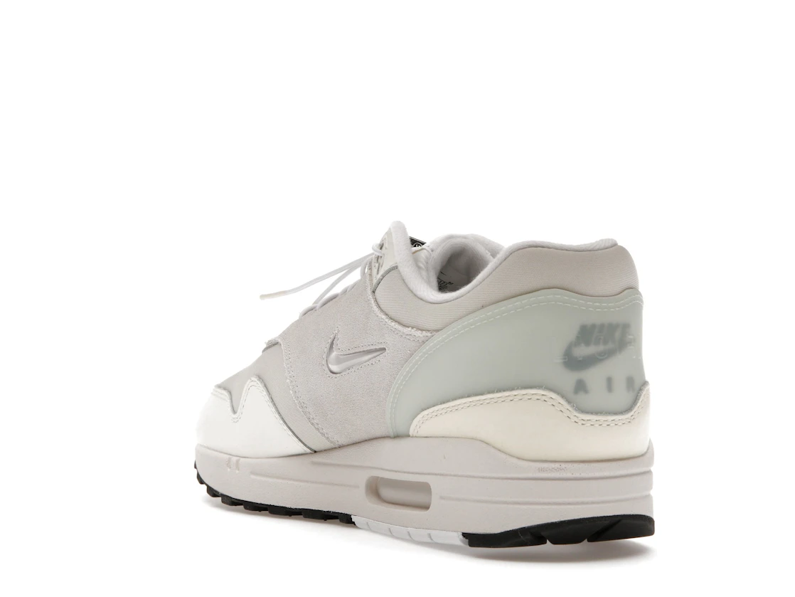 Vue 25 de Nike Air Max 1 Premium Hangul Day