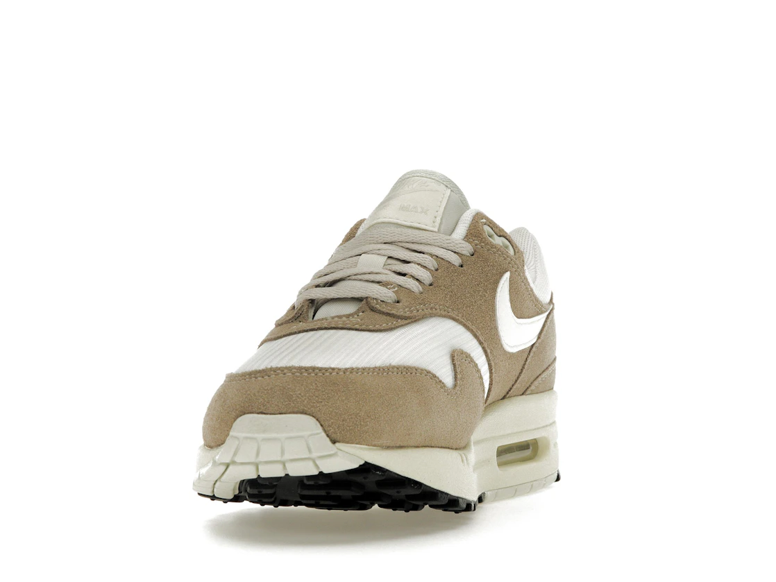 Vue 12 de Nike Air Max 1 SE Hangul Day (2023) 