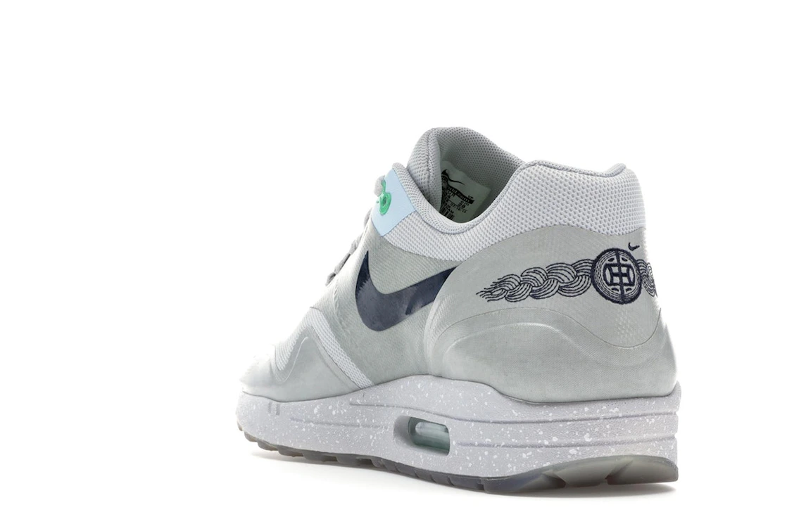 Vue 26 de Nike Air Max 1 SP CLOT Kiss of Death 2 (2013)