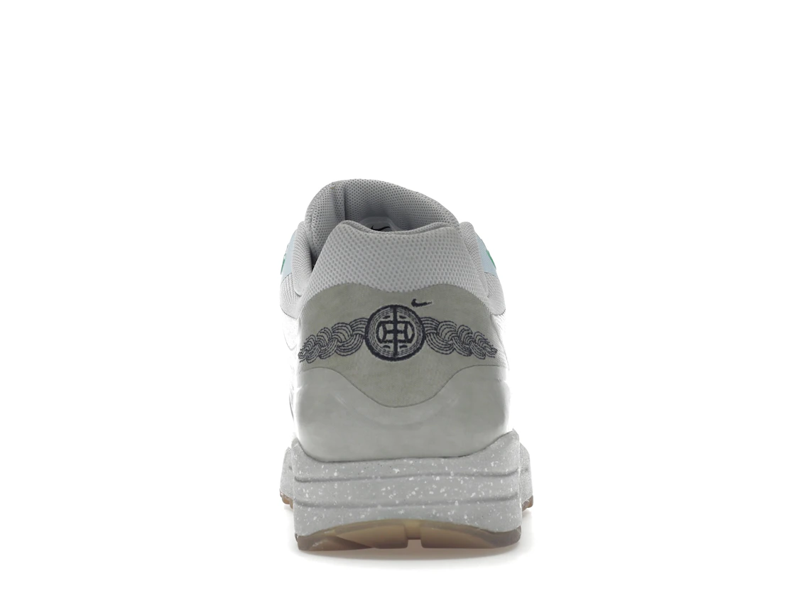 Vue 28 de Nike Air Max 1 SP CLOT Kiss of Death 2 (Special Box) (2013)