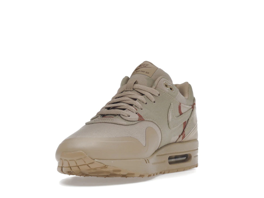 Vue 13 de Nike Air Max 1 SP Desert Camo