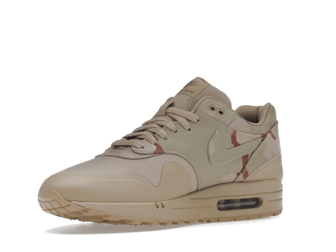 Vue 15 de Nike Air Max 1 SP Desert Camo
