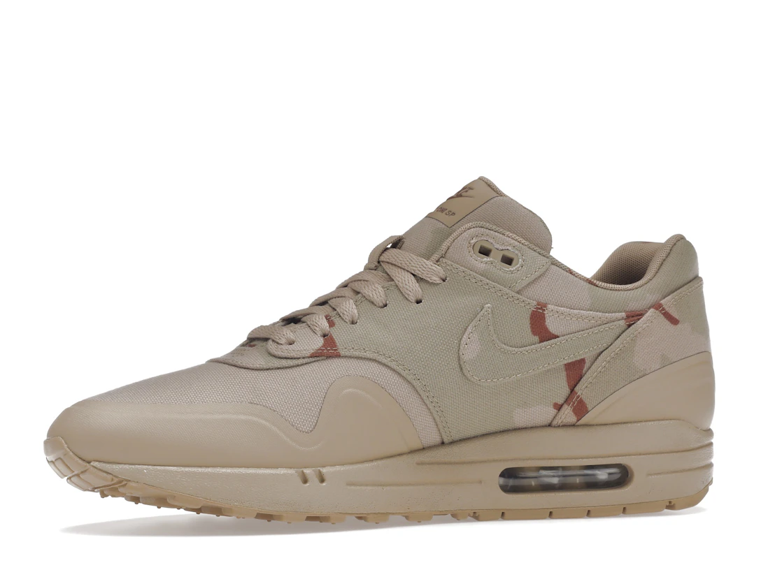Vue 17 de Nike Air Max 1 SP Desert Camo