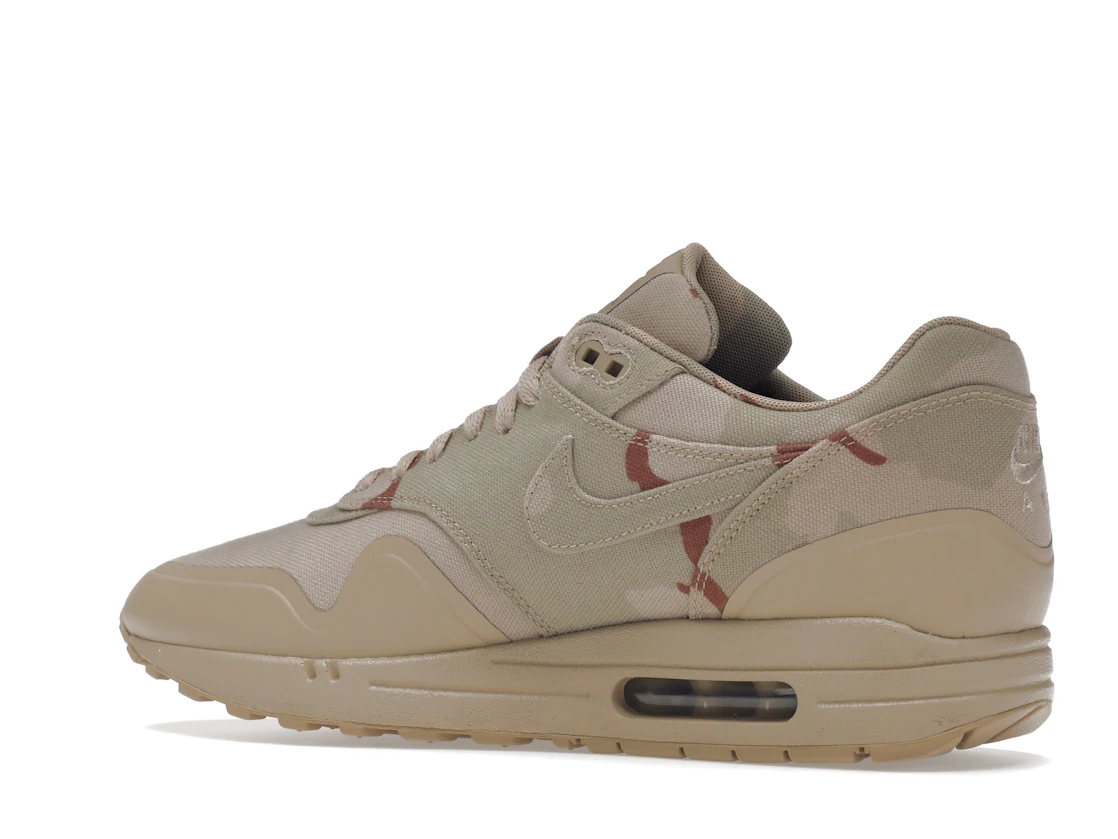Vue 22 de Nike Air Max 1 SP Desert Camo