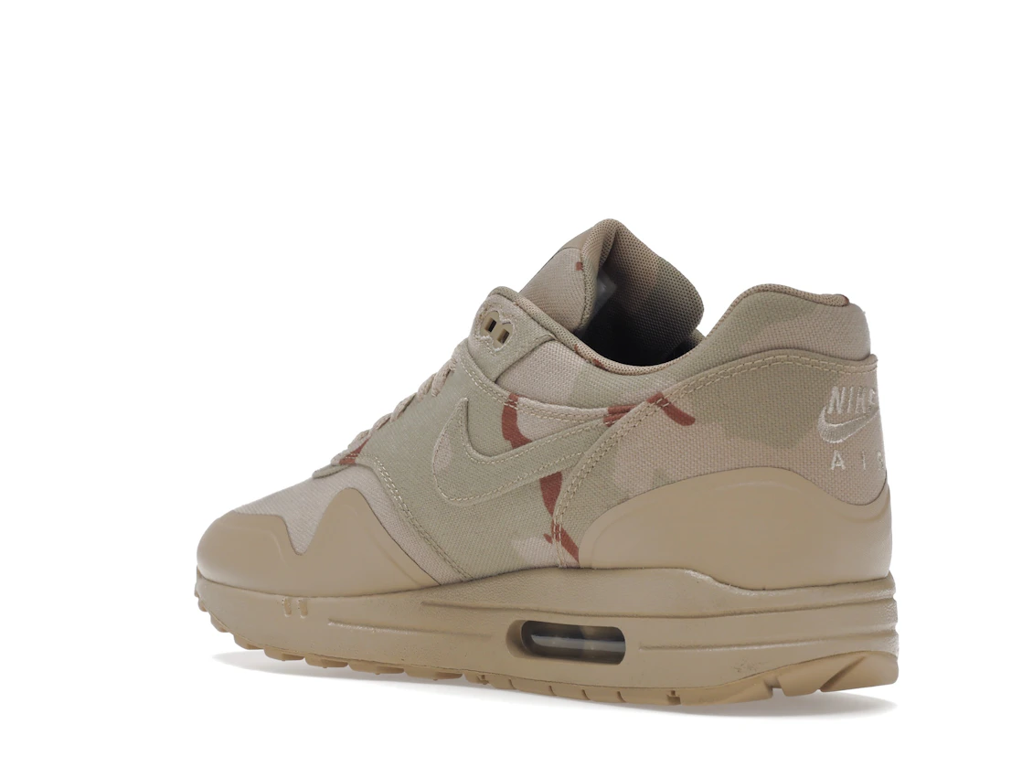 Vue 24 de Nike Air Max 1 SP Desert Camo