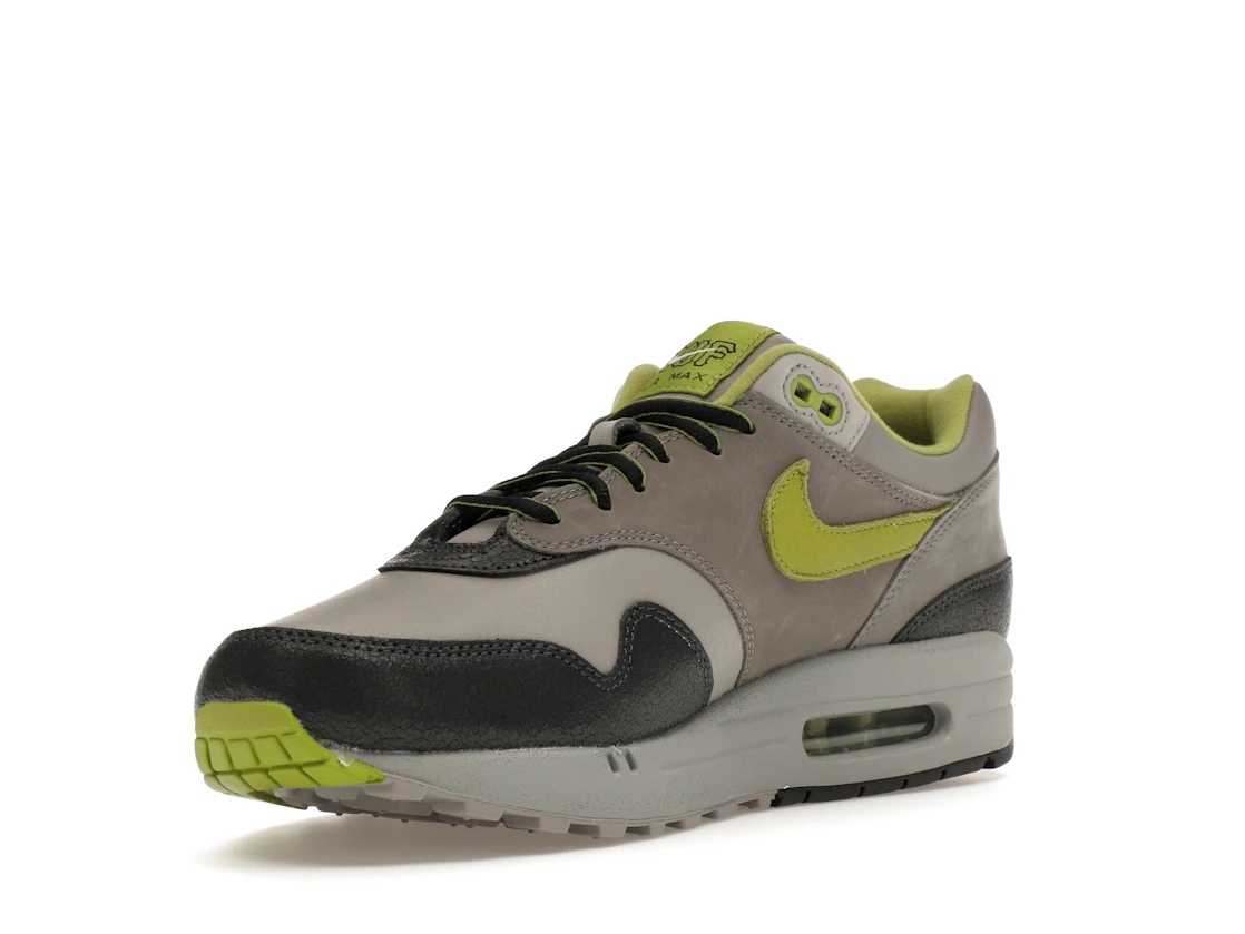 Vue 14 de Nike Air Max 1 SP HUF Pear Green (2024)