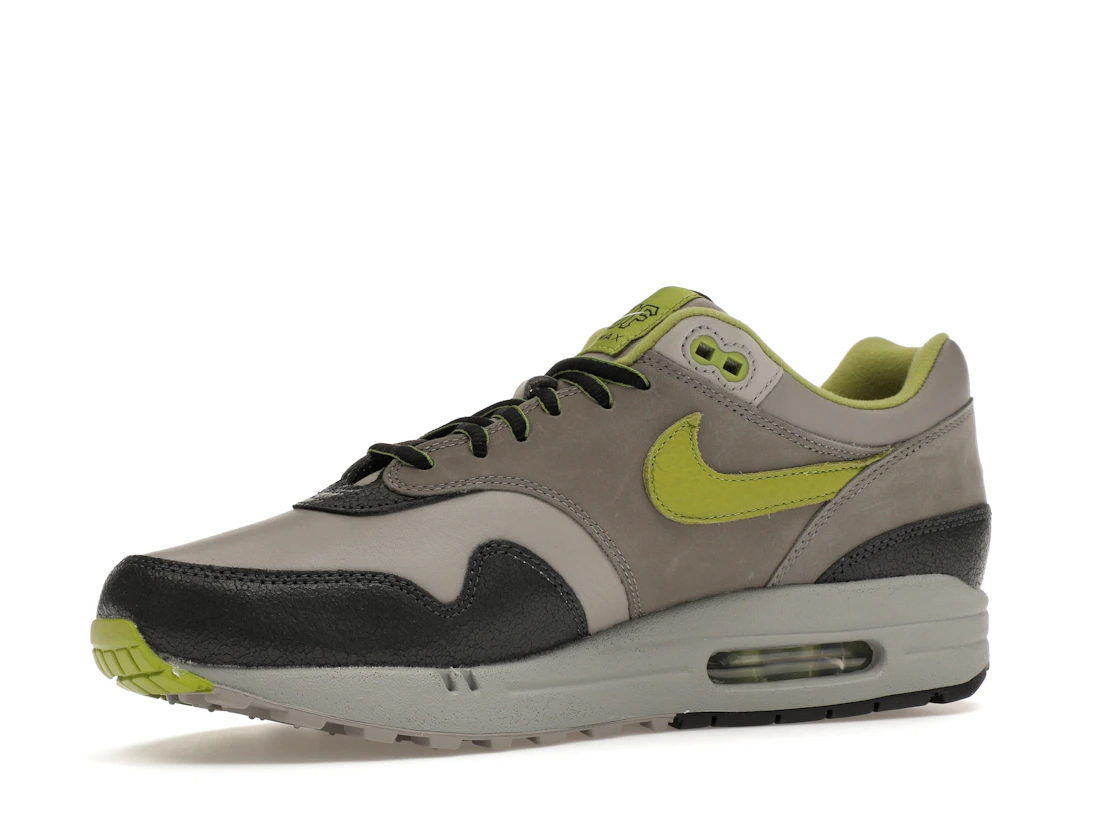 Vue 16 de Nike Air Max 1 SP HUF Pear Green (2024)