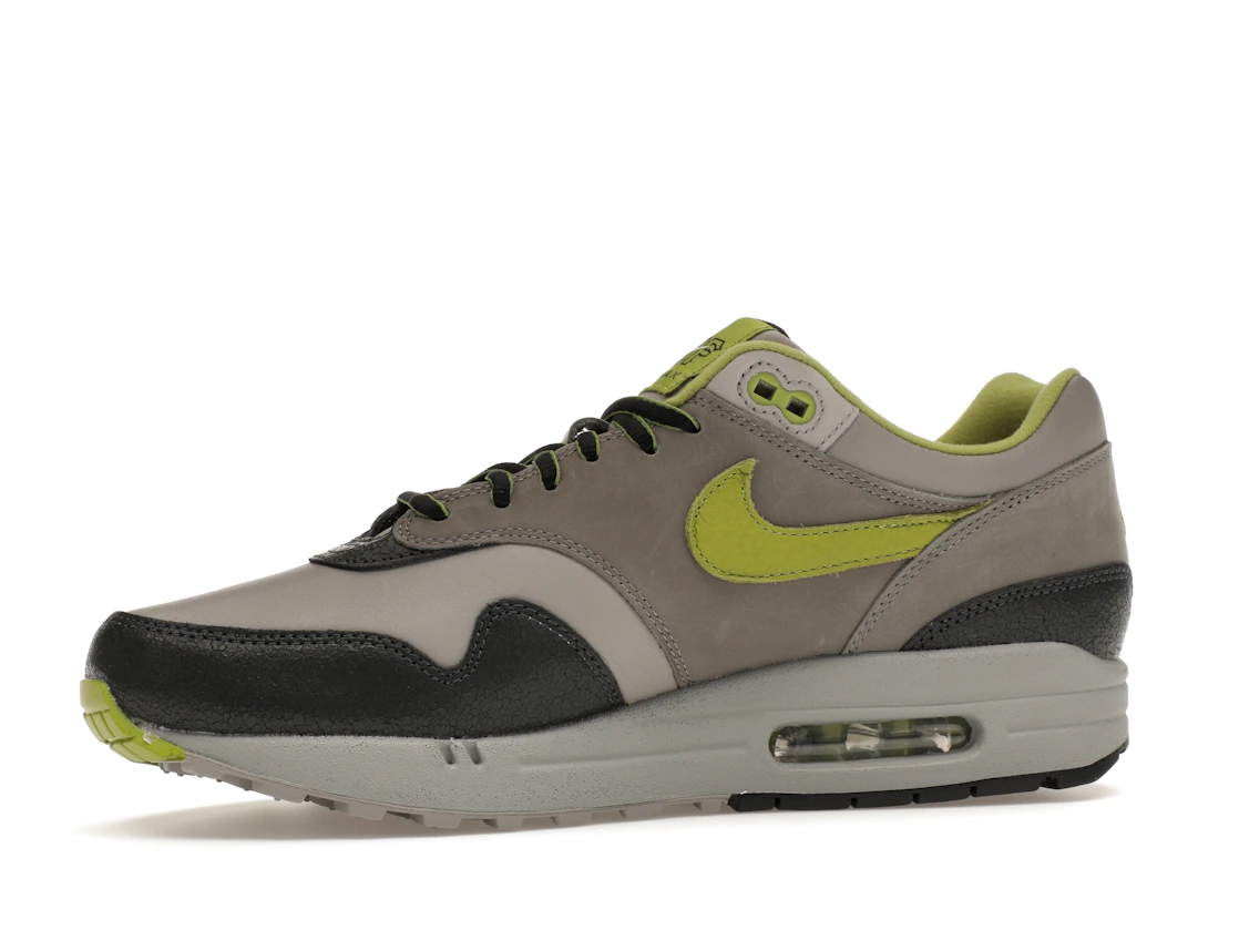 Vue 17 de Nike Air Max 1 SP HUF Pear Green (2024)