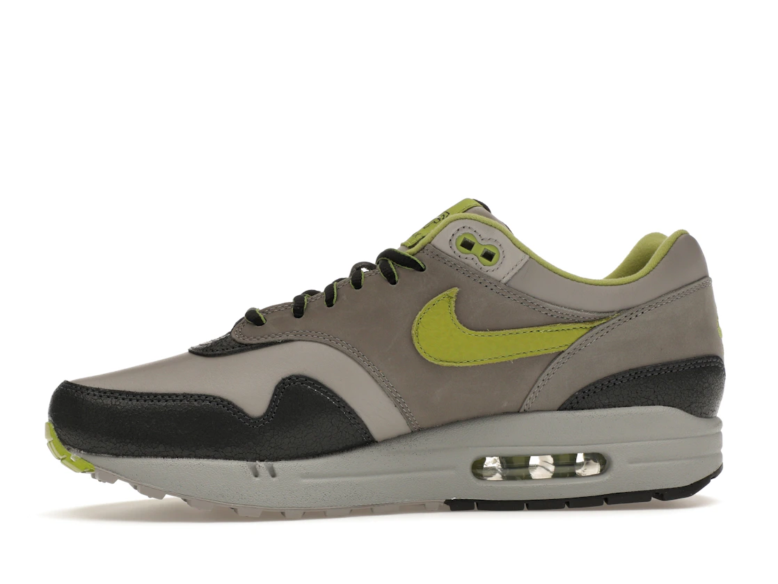 Vue 18 de Nike Air Max 1 SP HUF Pear Green (2024)