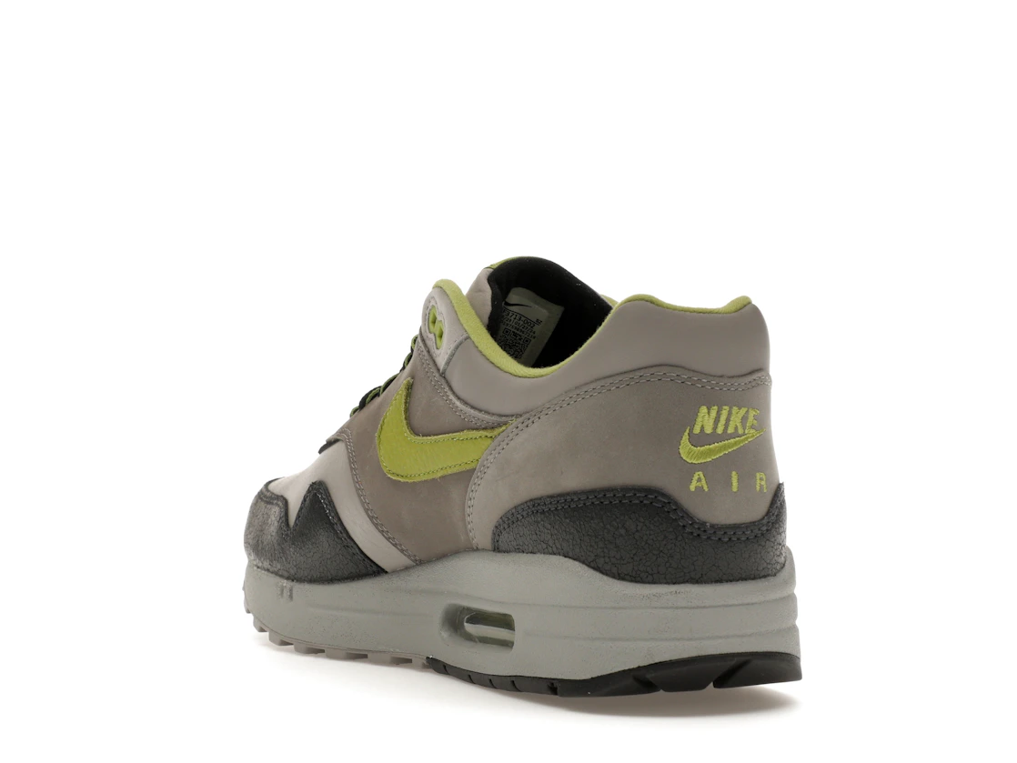 Vue 25 de Nike Air Max 1 SP HUF Pear Green (2024)
