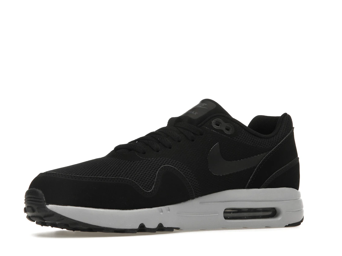 Vue 16 de Nike Air Max 1 Ultra 2.0 Essential Black/Black/Wolf Grey