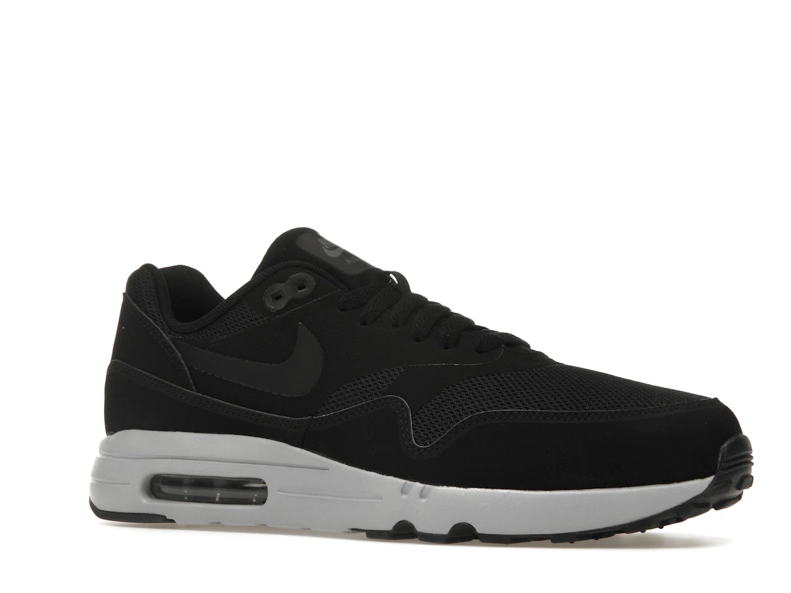 Vue 4 de Nike Air Max 1 Ultra 2.0 Essential Black/Black/Wolf Grey