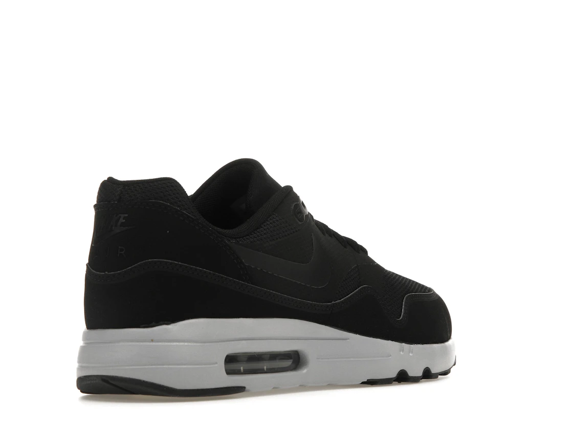 Vue 32 de Nike Air Max 1 Ultra 2.0 Essential Black/Black/Wolf Grey