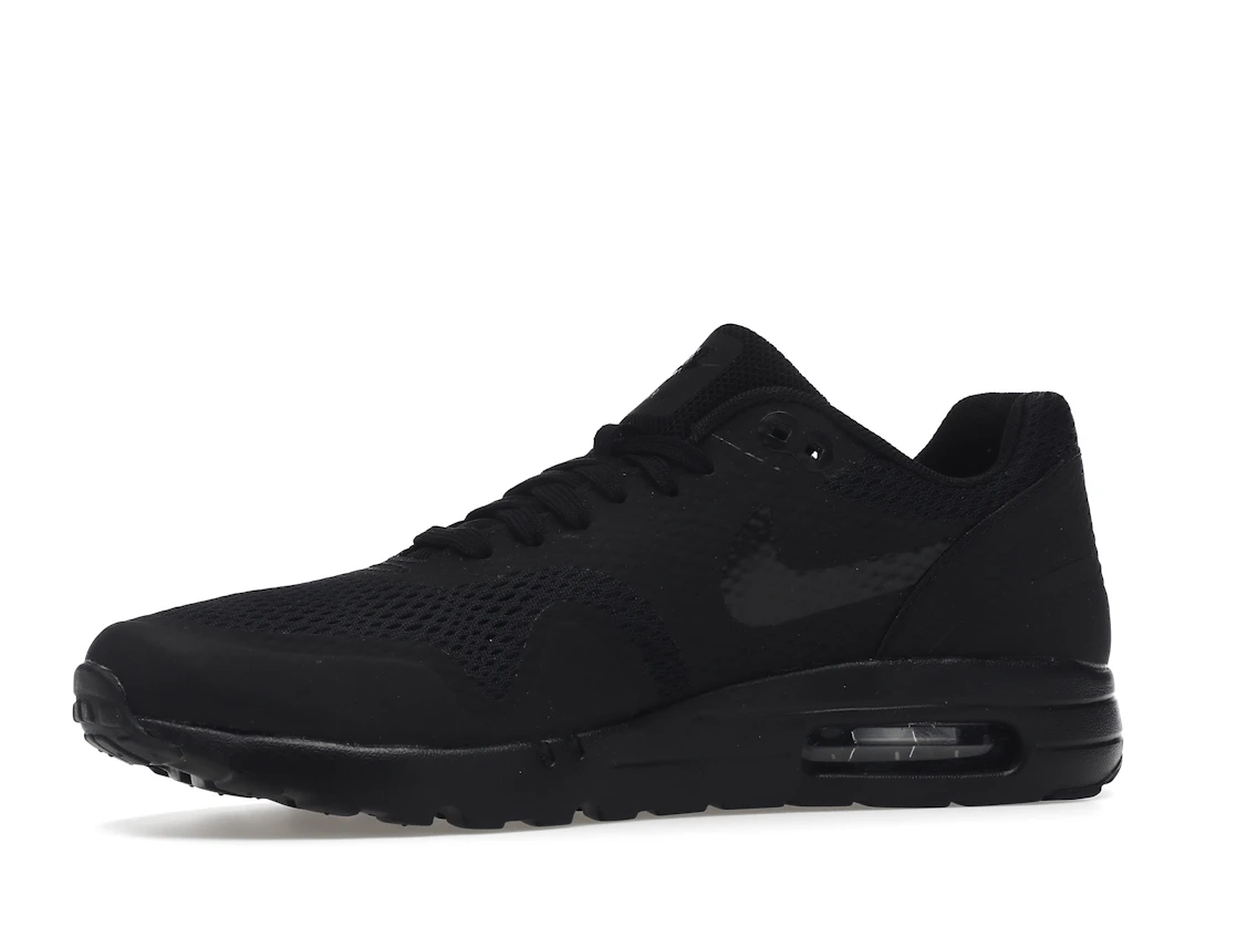 Vue 17 de Nike Air Max 1 Ultra Essential Triple Black