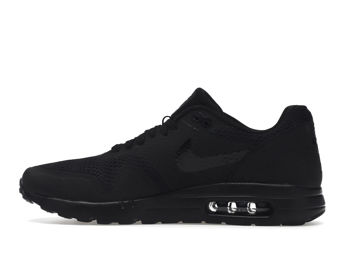 Vue 20 de Nike Air Max 1 Ultra Essential Triple Black