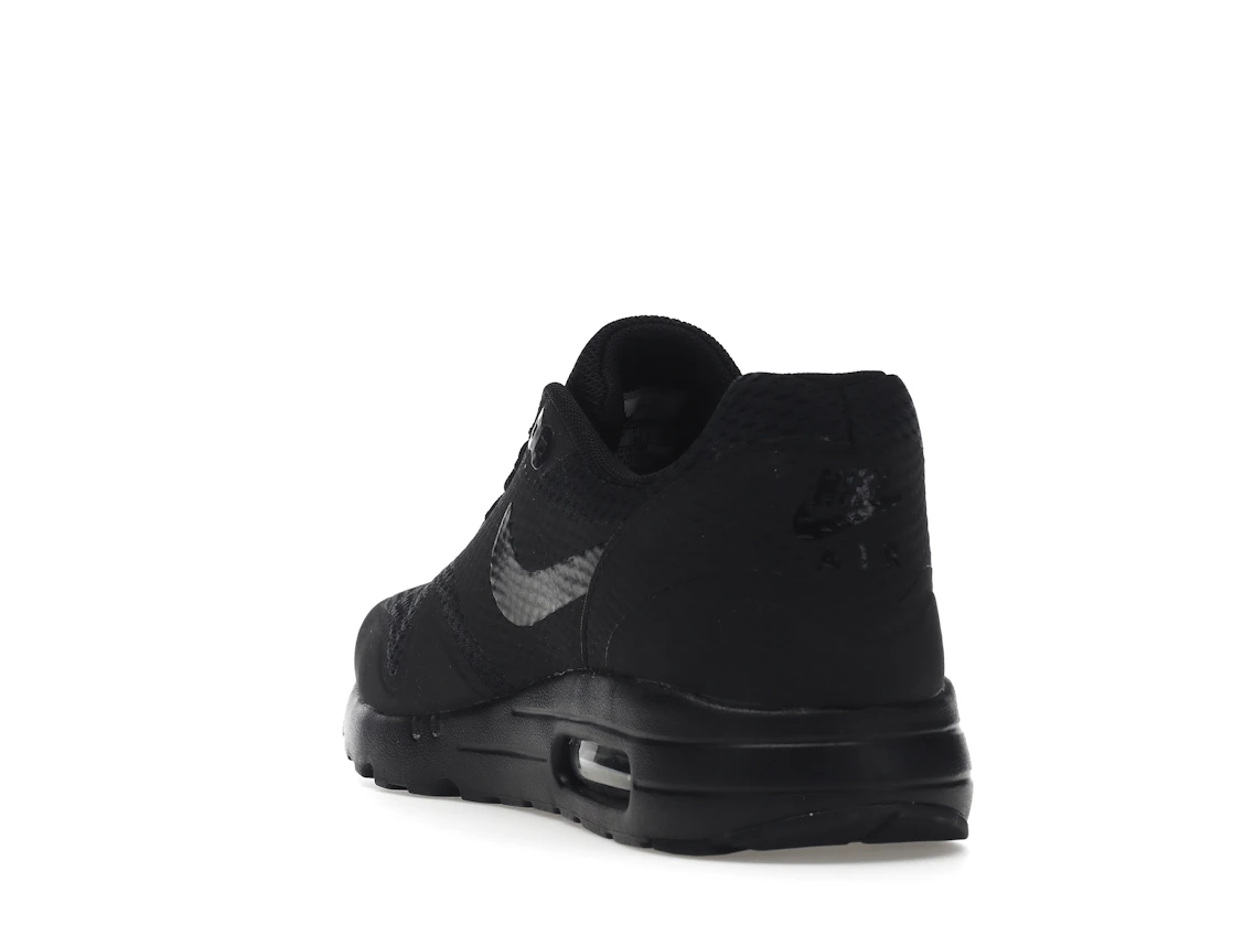 Vue 26 de Nike Air Max 1 Ultra Essential Triple Black