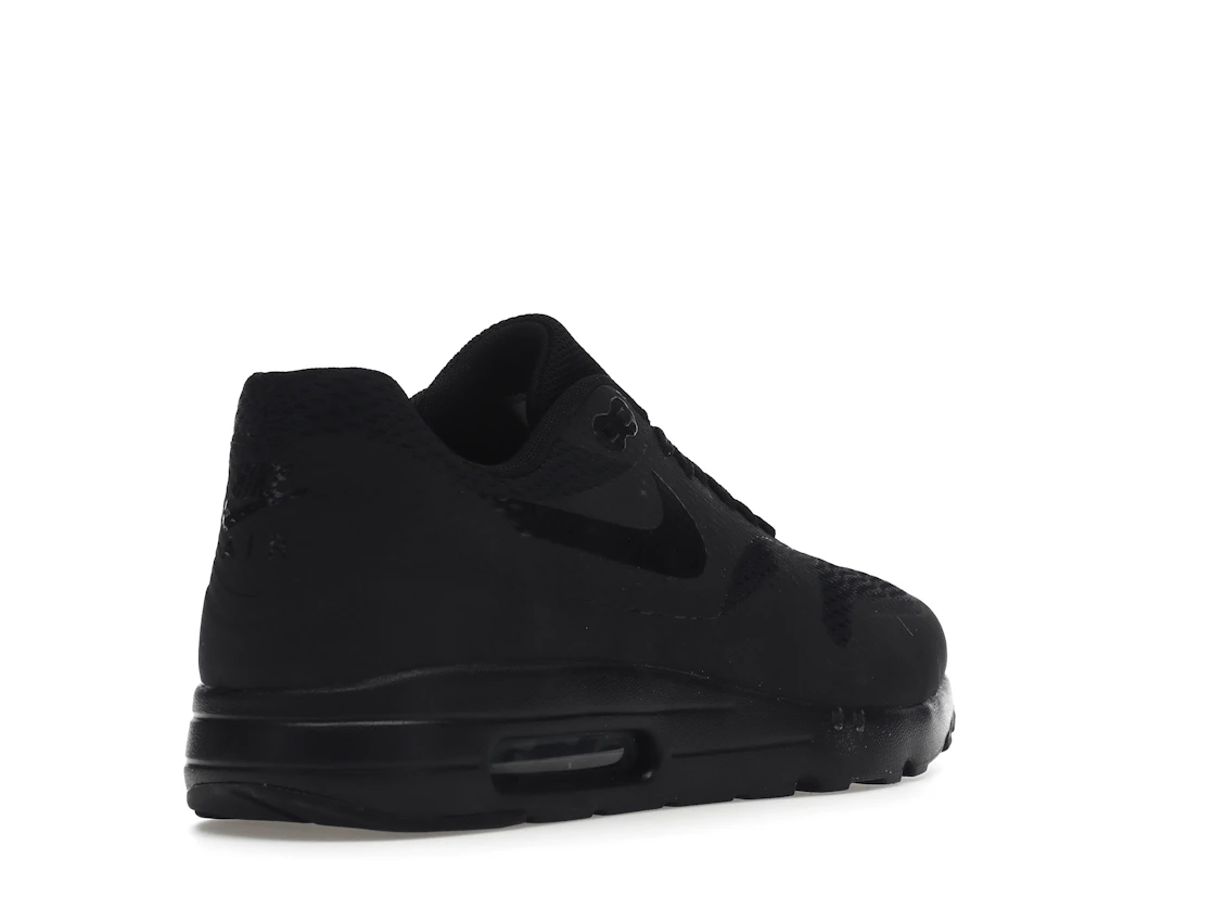 Vue 32 de Nike Air Max 1 Ultra Essential Triple Black