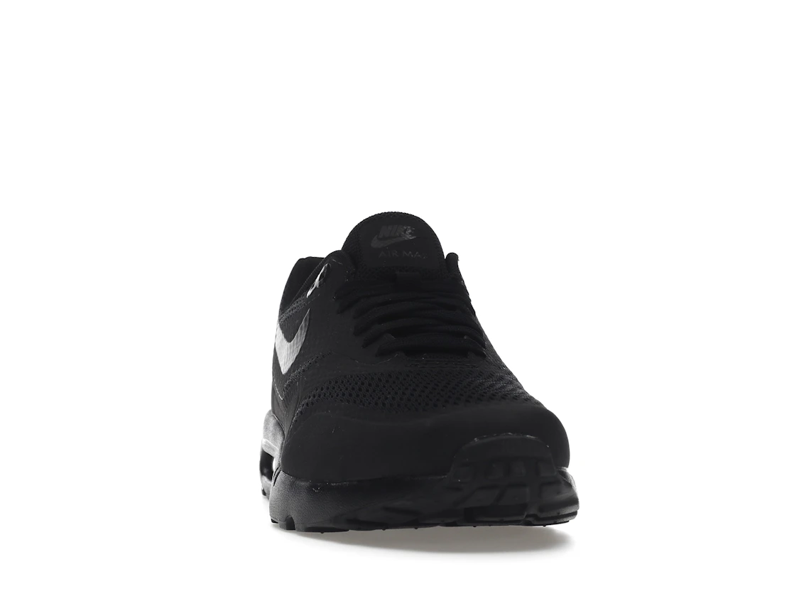 Vue 9 de Nike Air Max 1 Ultra Essential Triple Black