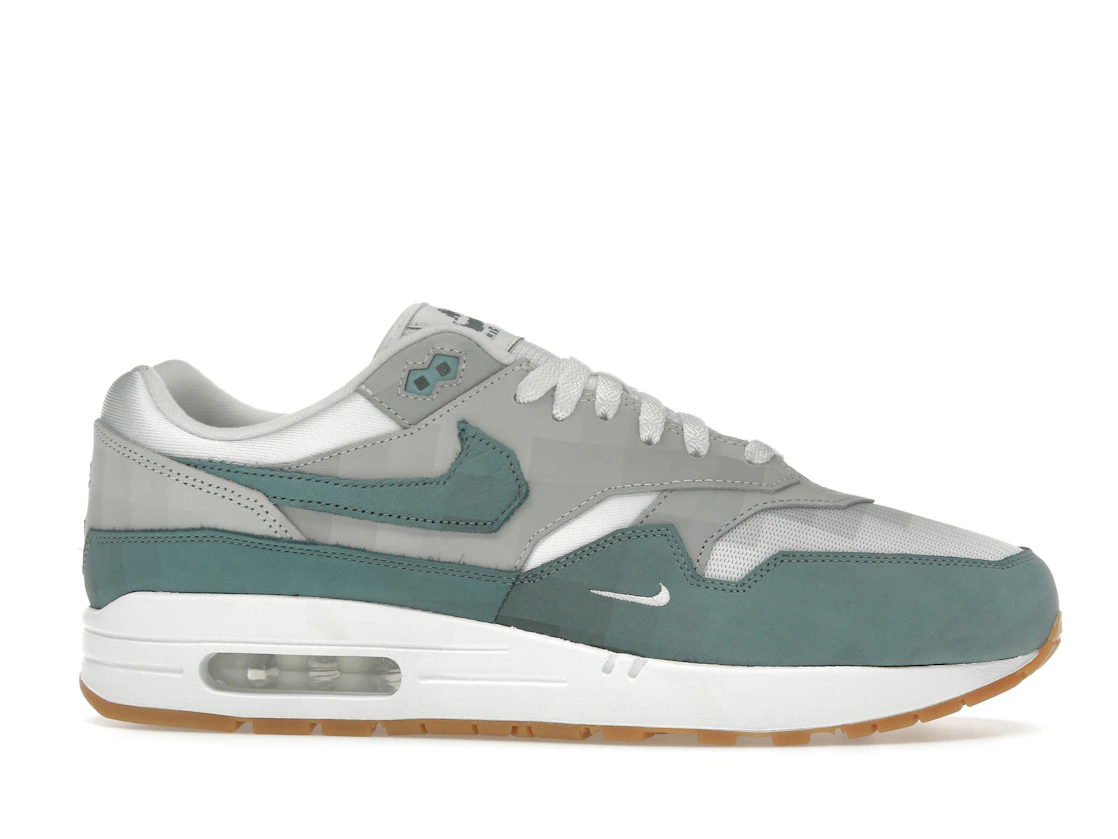 Vue 2 de Nike Air Max 1 .SWOOSH Low Poly Adventure