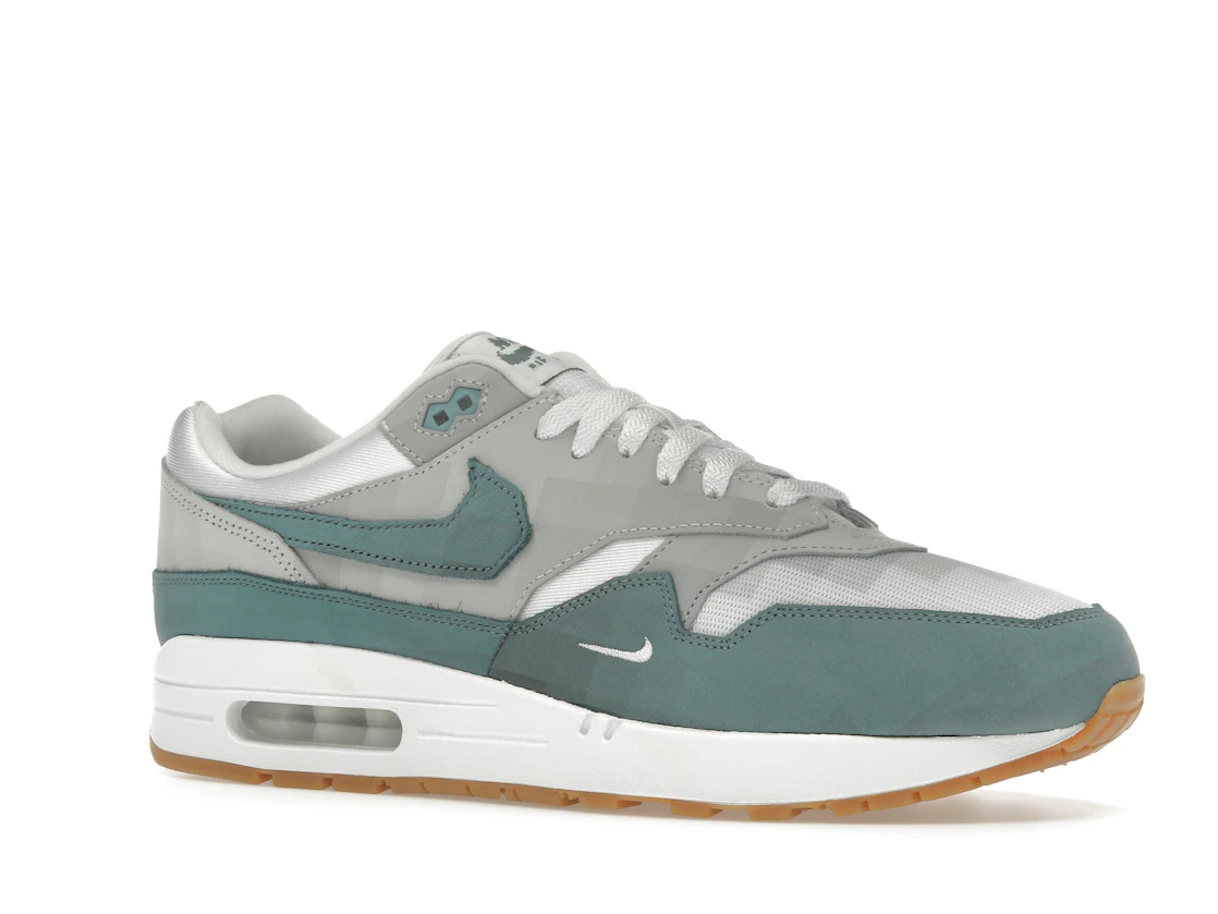 Vue 4 de Nike Air Max 1 .SWOOSH Low Poly Adventure