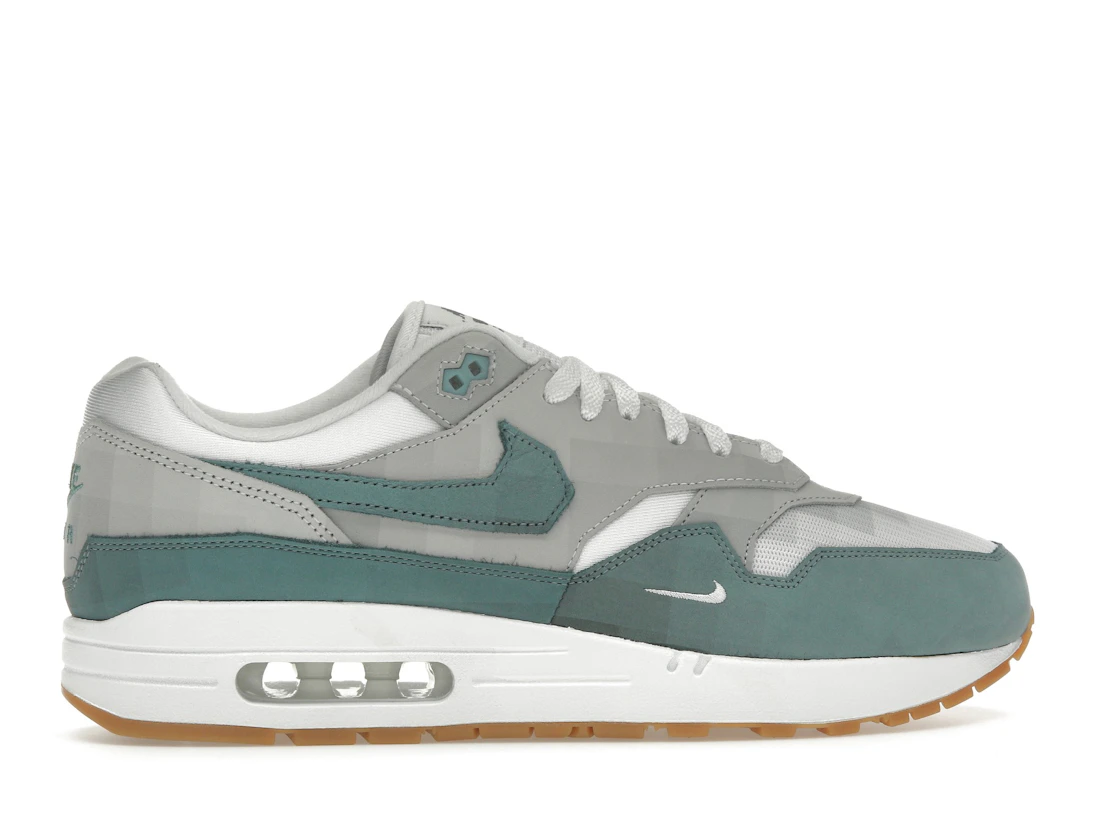 Vue 36 de Nike Air Max 1 .SWOOSH Low Poly Adventure
