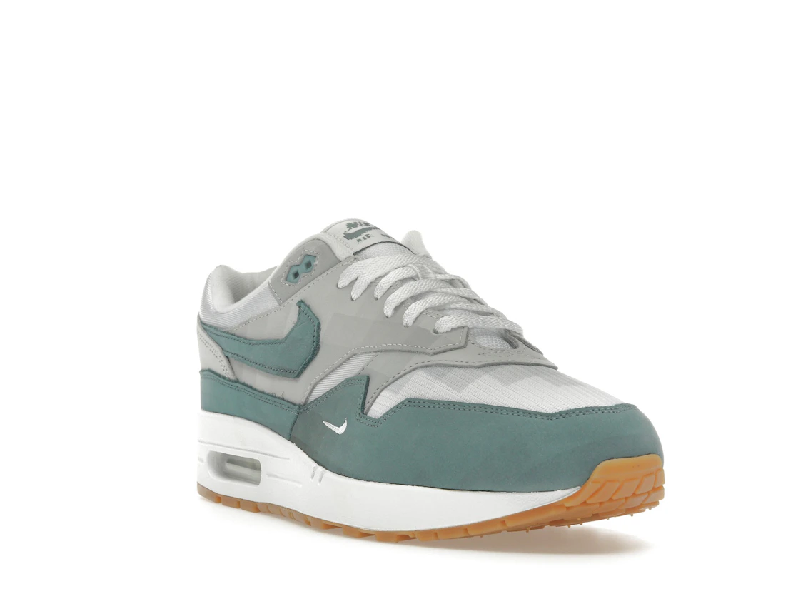 Vue 7 de Nike Air Max 1 .SWOOSH Low Poly Adventure