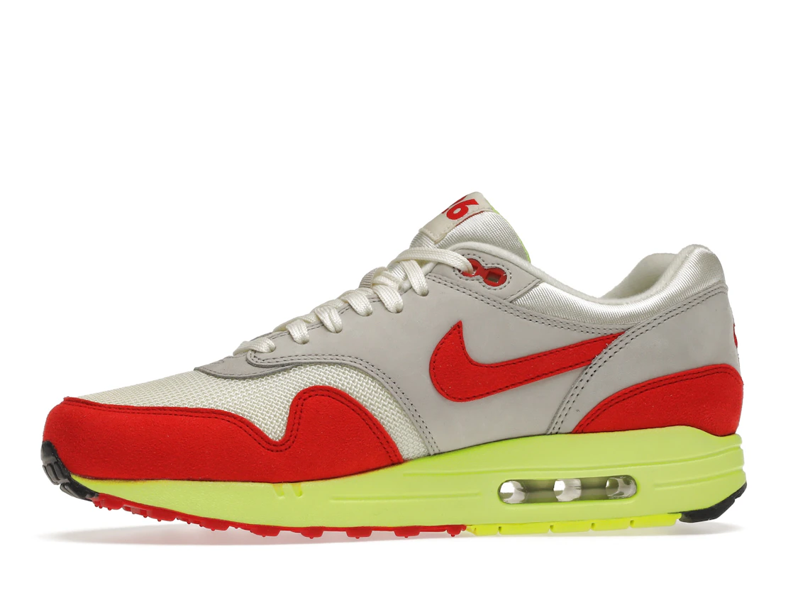 Vue 18 de Nike Air Max 1 Air Max Day 3.26