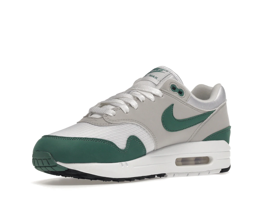 Vue 15 de Nike Air Max 1 Anniversary Green
