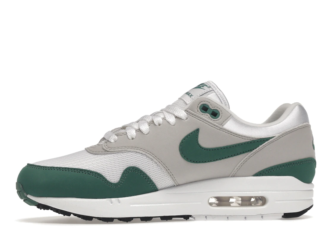 Vue 18 de Nike Air Max 1 Anniversary Green